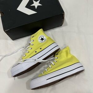 Brand new converse platform zitron yellow sneakers